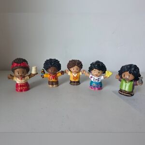 fisher price little people encanto set